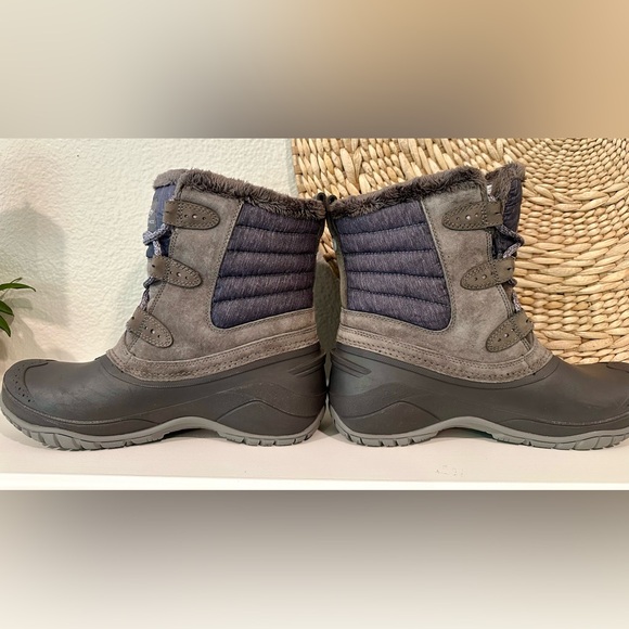 The North Face Shellista II Short Snow Boots - Picture 1 of 13